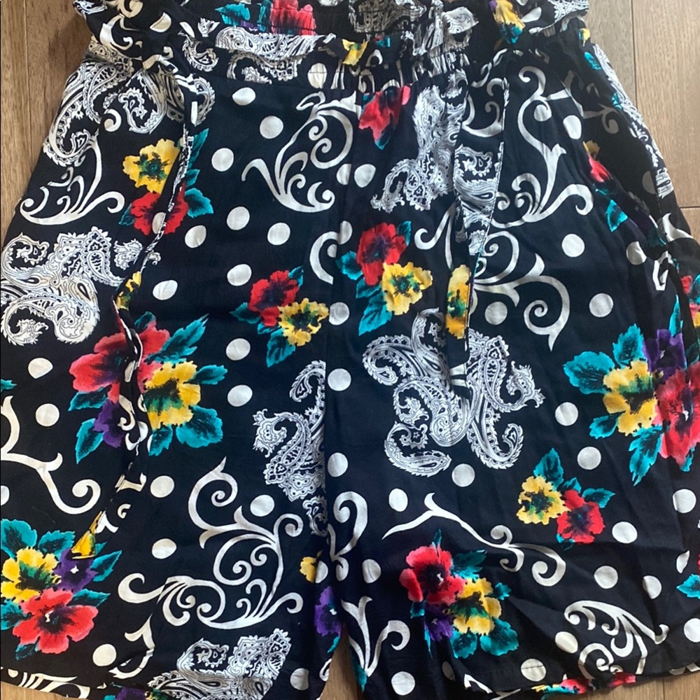 Vintage Center Aisle Coordinates Bermudan Shorts colorful